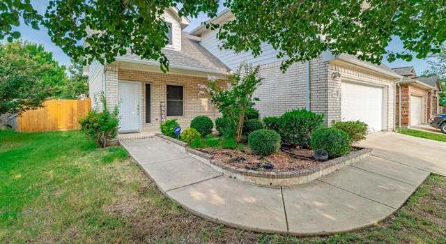 Photo of 6013 Big Flat Dr, Fort Worth, TX 76131