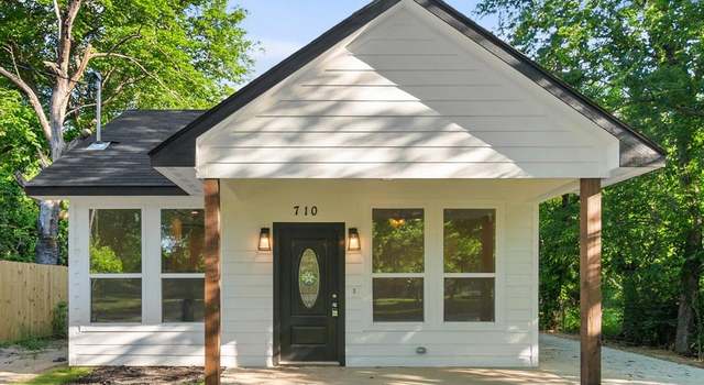 Photo of 710 E 3rd Ave, Corsicana, TX 75110