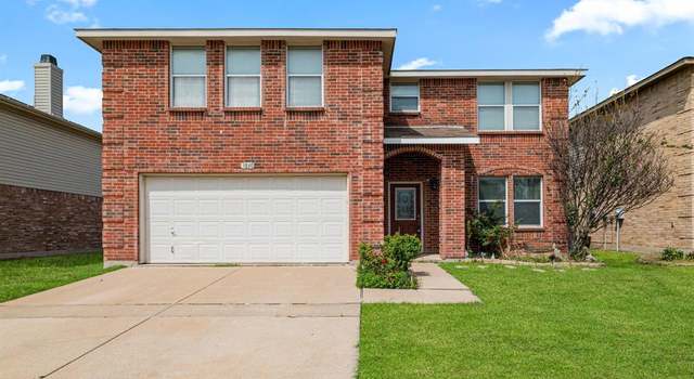 Photo of 3840 Country Ln, Fort Worth, TX 76123
