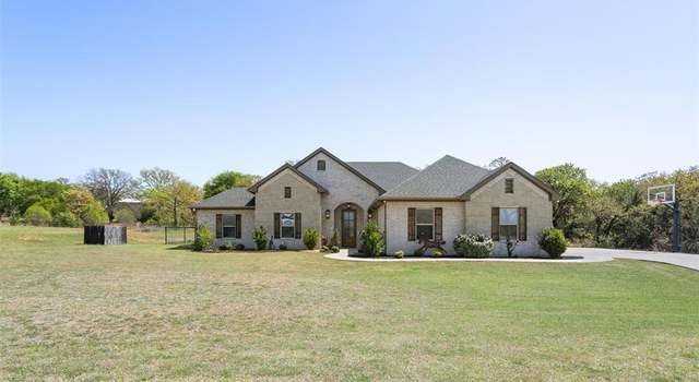 Photo of 1010 Paloma Ct, Glen Rose, TX 76043