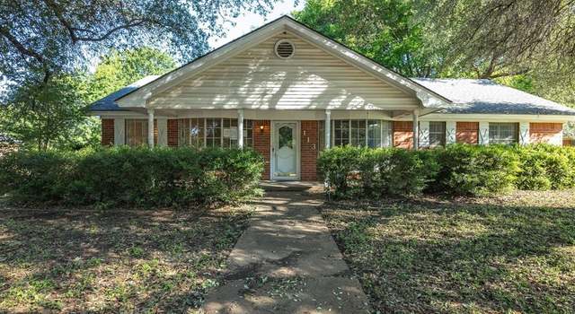 Photo of 113 Delmore Dr, Hillsboro, TX 76645