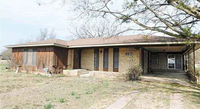 Photo of 1010 W Mesquite Ave, Rogers, TX 76569