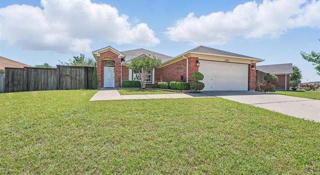 Photo of 6903 Meadow Bend Dr, Arlington, TX 76002