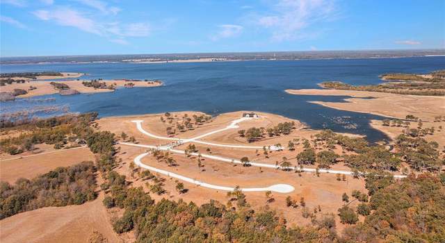 Photo of 348 Woodland Trl, Honey Grove, TX 75492