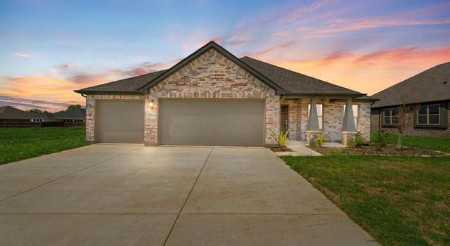 Photo of 616 Finlee Way, Tioga, TX 76271