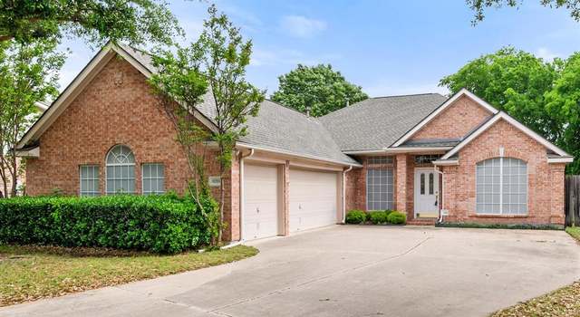 Photo of 6203 Turtle Cove Ct, Arlington, TX 76018