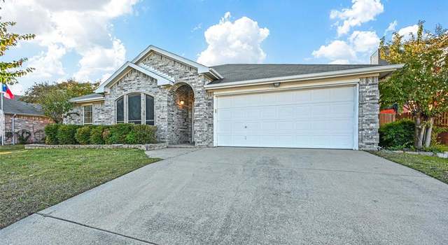 Photo of 729 Covent Garden Pl, Midlothian, TX 76065