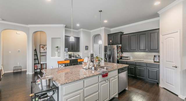 Photo of 5840 Canyon Oaks Ln, Fort Worth, TX 76137