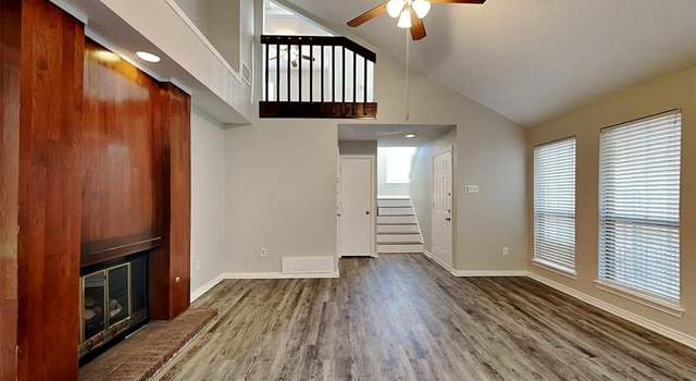 Photo of 2108 Rose Cliff Ln, Carrollton, TX 75007