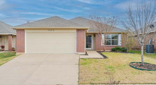 Photo of 7833 Whitney Ln, Fort Worth, TX 76112