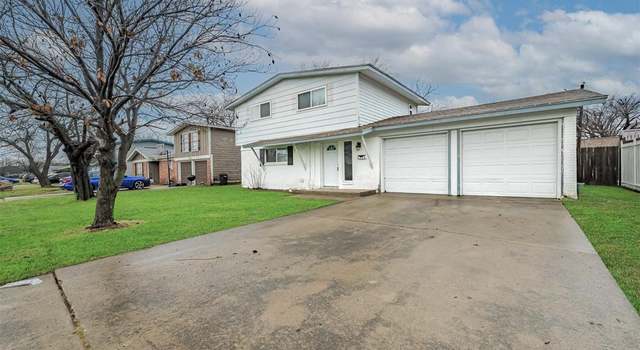Photo of 4117 Field St, Haltom City, TX 76117