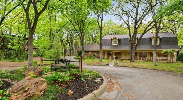 Photo of 2114 Cross Creek Ct, Arlington, TX 76017