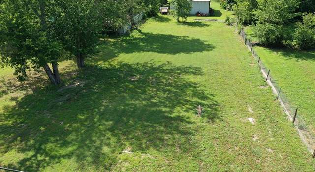 Photo of 304 E Crump, Saint Jo, TX 76265