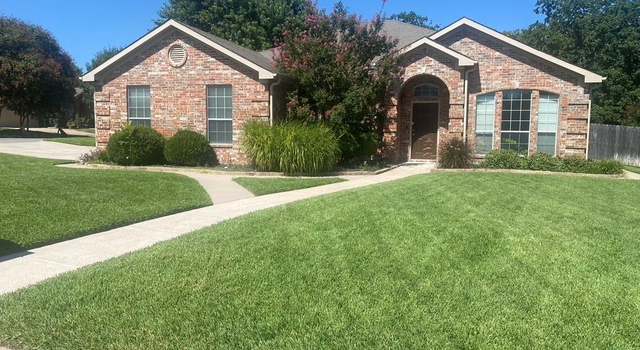 Photo of 2230 Creek Side Dr, Weatherford, TX 76087