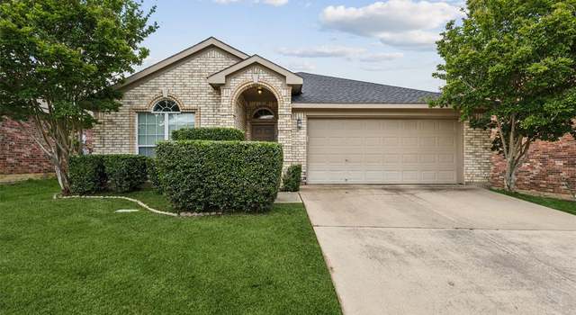 Photo of 4925 Happy Trl, Fort Worth, TX 76244