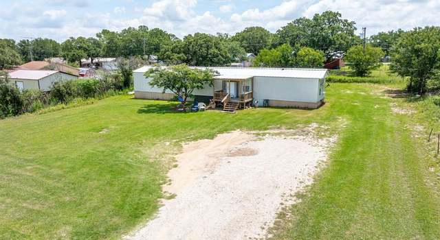 Photo of 133 N Comanche Dr, De Leon, TX 76444