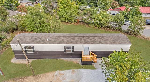 Photo of 512 Beverly Rd, Azle, TX 76020