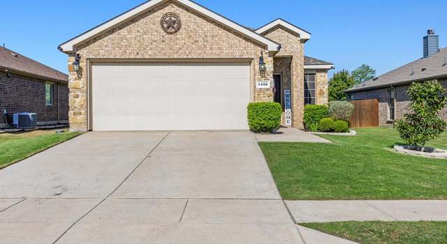 Photo of 1432 Red River Dr, Aubrey, TX 76227