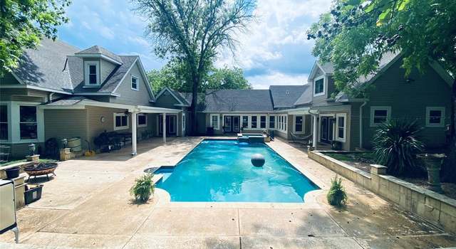 Photo of 501 N Austin St, Comanche, TX 76442