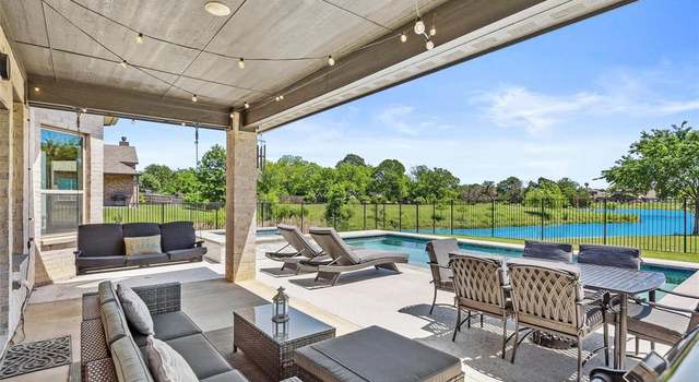 Photo of 216 Shadow Creek Ln, Lake Dallas, TX 75065