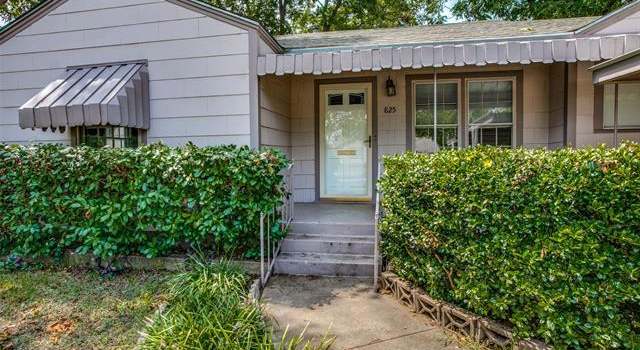 Photo of 825 Gustav St, River Oaks, TX 76114