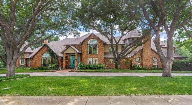 Photo of 5600 Willow Bend Ct, Plano, TX 75093