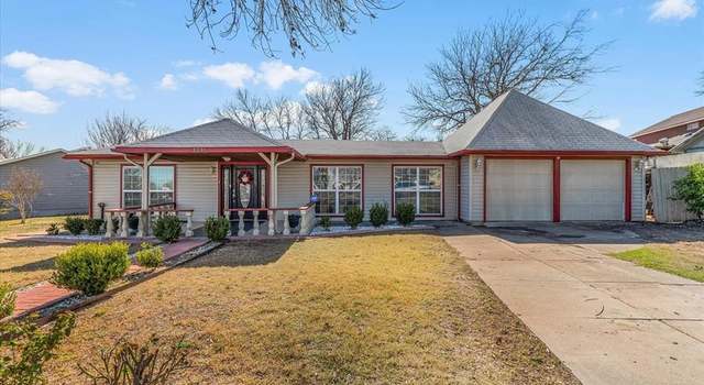 Photo of 2201 Roberts Cut Off Rd, River Oaks, TX 76114