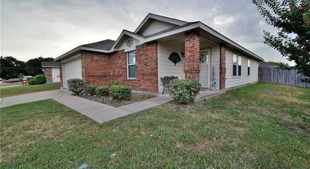 Photo of 1831 Trailview Dr, Terrell, TX 75160