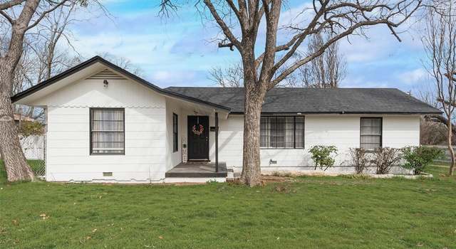 Photo of 2527 Glencrest Dr, Fort Worth, TX 76119