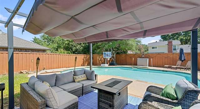 Photo of 9742 Windham Dr, Dallas, TX 75243