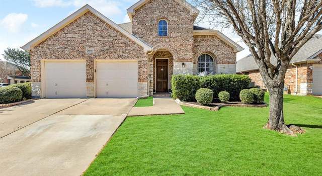 Photo of 6839 Landing Dr, Grand Prairie, TX 75054