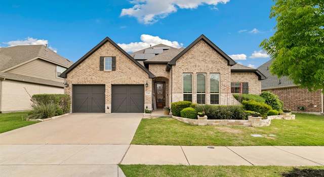 Photo of 745 Sandbox Dr, Aubrey, TX 76227