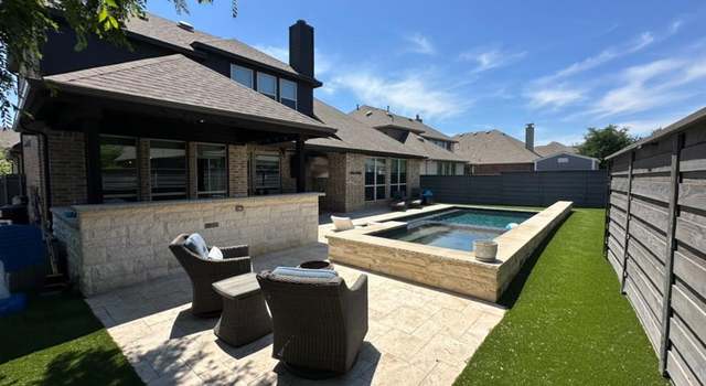 Photo of 745 Sandbox Dr, Aubrey, TX 76227