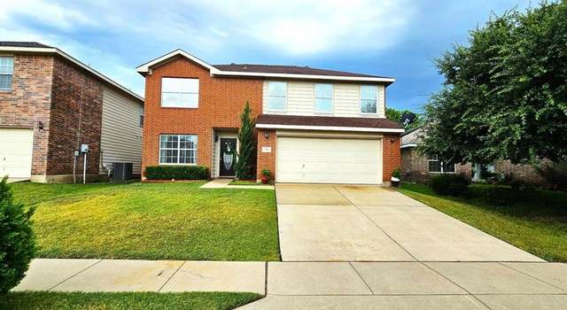 Photo of 349 Dakota Ridge Dr, Fort Worth, TX 76134
