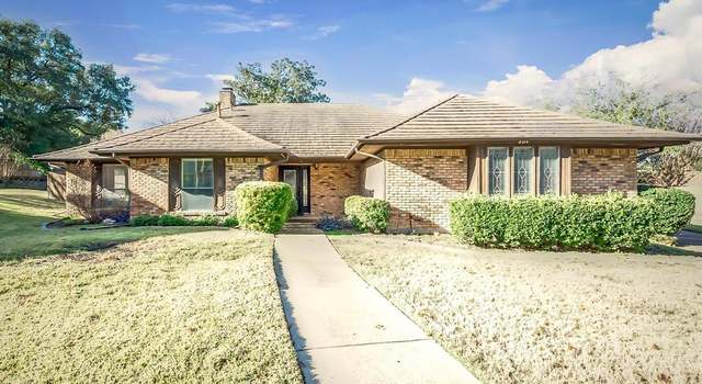 Photo of 804 Shadycreek Ct, Arlington, TX 76013