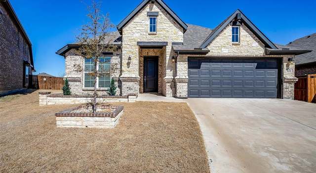 Photo of 620 Long Iron Dr, Fort Worth, TX 76108