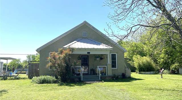 Photo of 321 S Douglass St, Covington, TX 76636