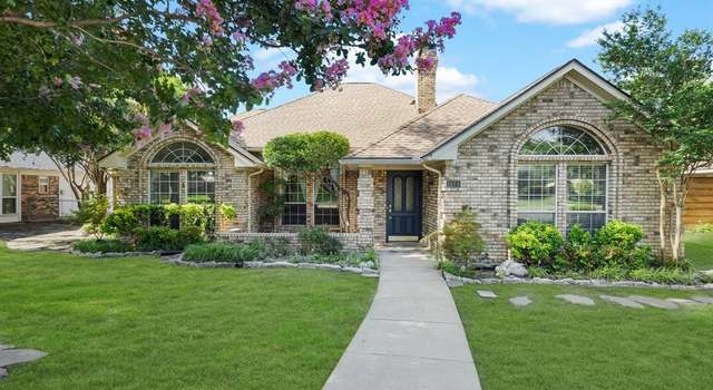 Property at 1404 Stoneboro Ln, Richardson, TX 75082, 3 beds, 2.5 baths