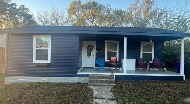 Photo of 208 3rd St, Whitesboro, TX 76273