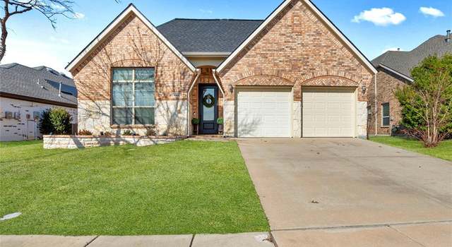 Photo of 945 Lake Forest Trl, Little Elm, TX 75068