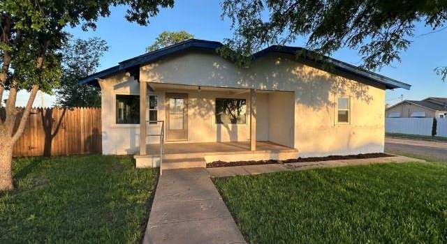 Photo of 313 Avenue F, Hereford, TX 79045