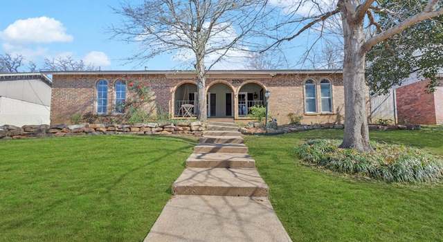 Photo of 2709 Hilldale Blvd, Arlington, TX 76016