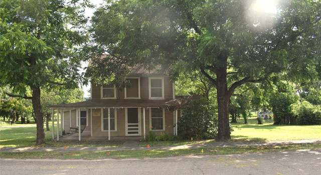 Photo of 302 N Erath St, Meridian, TX 76665