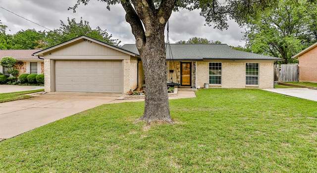 Photo of 2100 Rockmoor Dr, Edgecliff Village, TX 76134