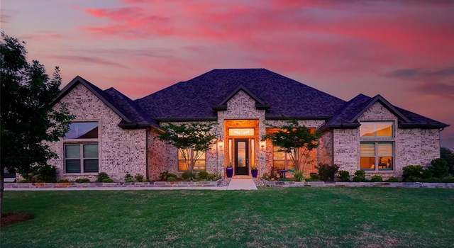 Photo of 904 Beckington Dr, Shady Shores, TX 76208