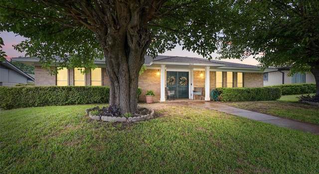 Photo of 6015 Sunny Crest Ln, Dallas, TX 75241