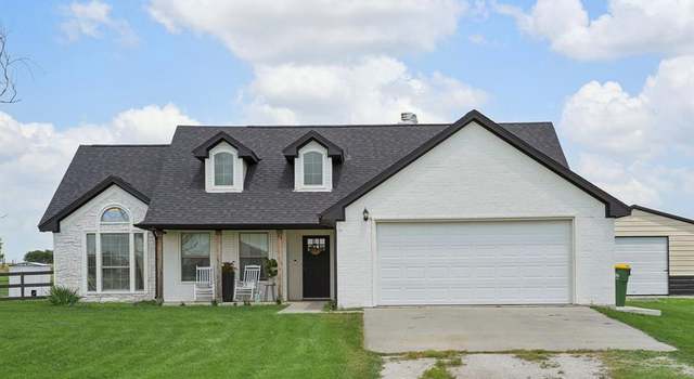 Photo of 140 Ladonna Ct, Decatur, TX 76234