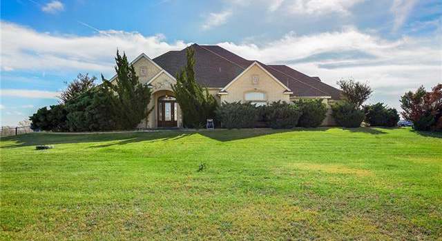 Photo of 3325 S Bay Breeze Ln, Fort Worth, TX 76179