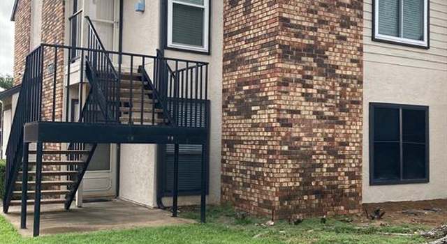 Photo of 817 W Harwood Rd Unit B, Hurst, TX 76054