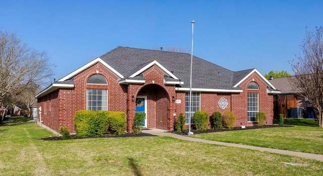 Photo of 229 Martin Dr, Lancaster, TX 75146